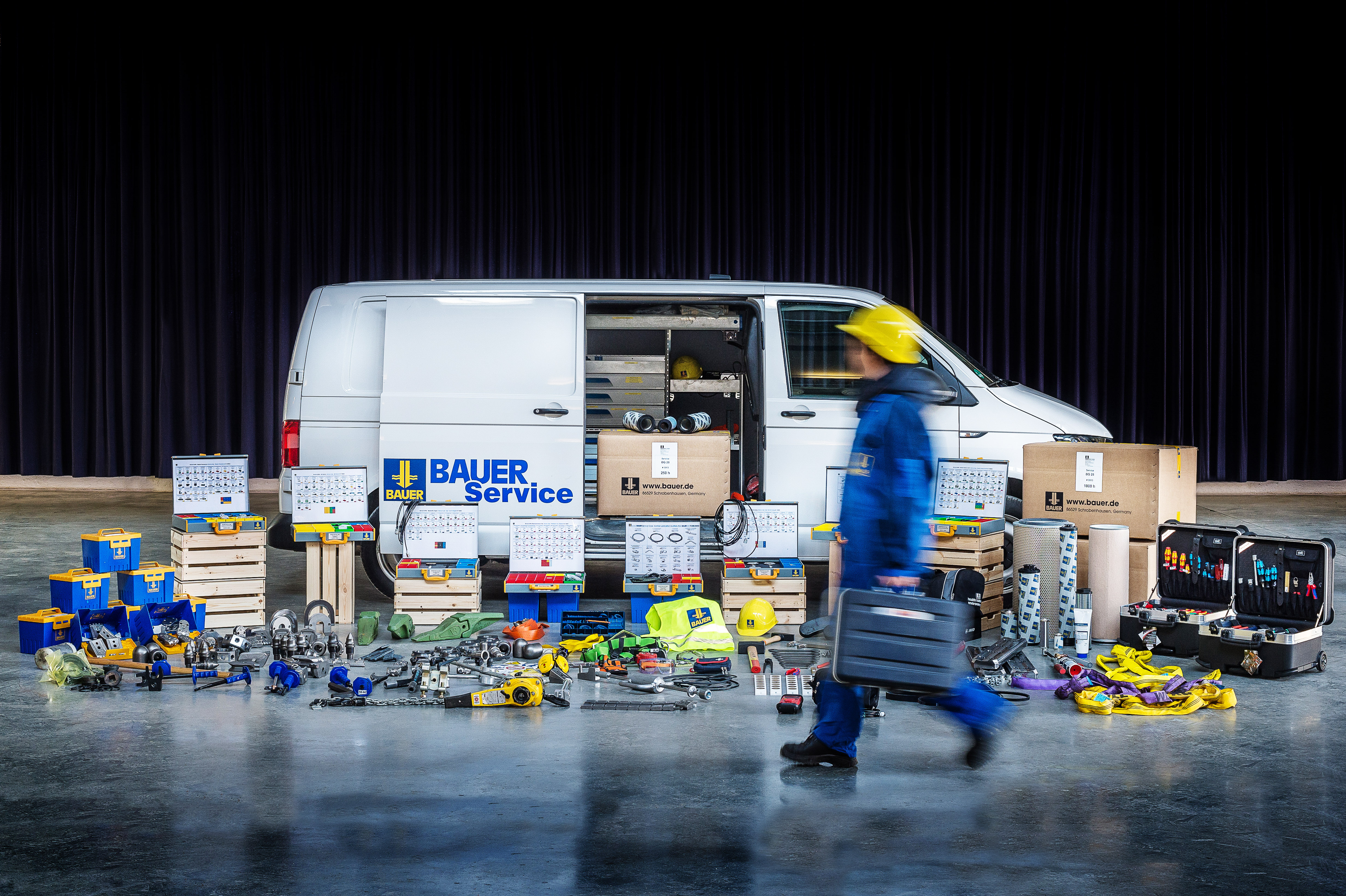 Bauer Parts & Service Service Car